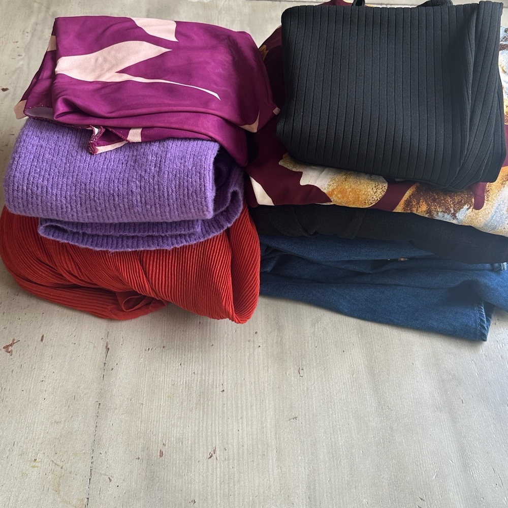 Lot of 5 midi to maxi dresses and 2 covers up